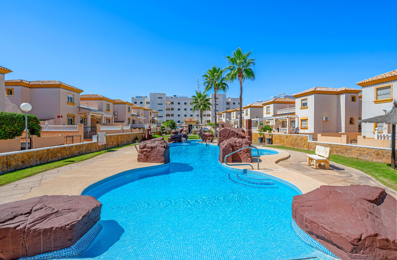 Odsprzedaż - Mieszkanie w bloku - Villamartin - Costa Blanca