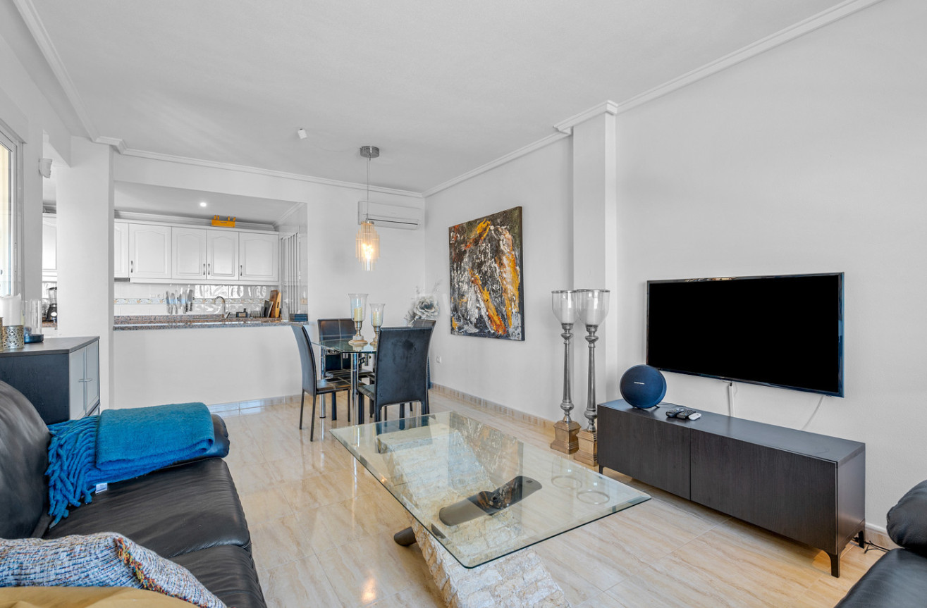 Odsprzedaż - Mieszkanie w bloku - Villamartin - Costa Blanca