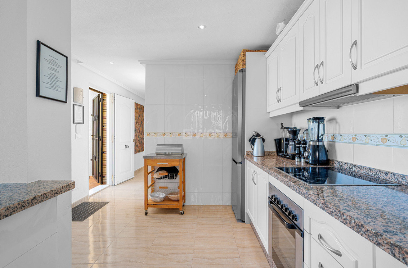 Odsprzedaż - Mieszkanie w bloku - Villamartin - Costa Blanca