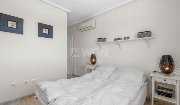 Odsprzedaż - Mieszkanie w bloku - Villamartin - Costa Blanca