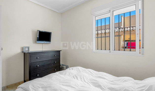 Odsprzedaż - Mieszkanie w bloku - Villamartin - Costa Blanca