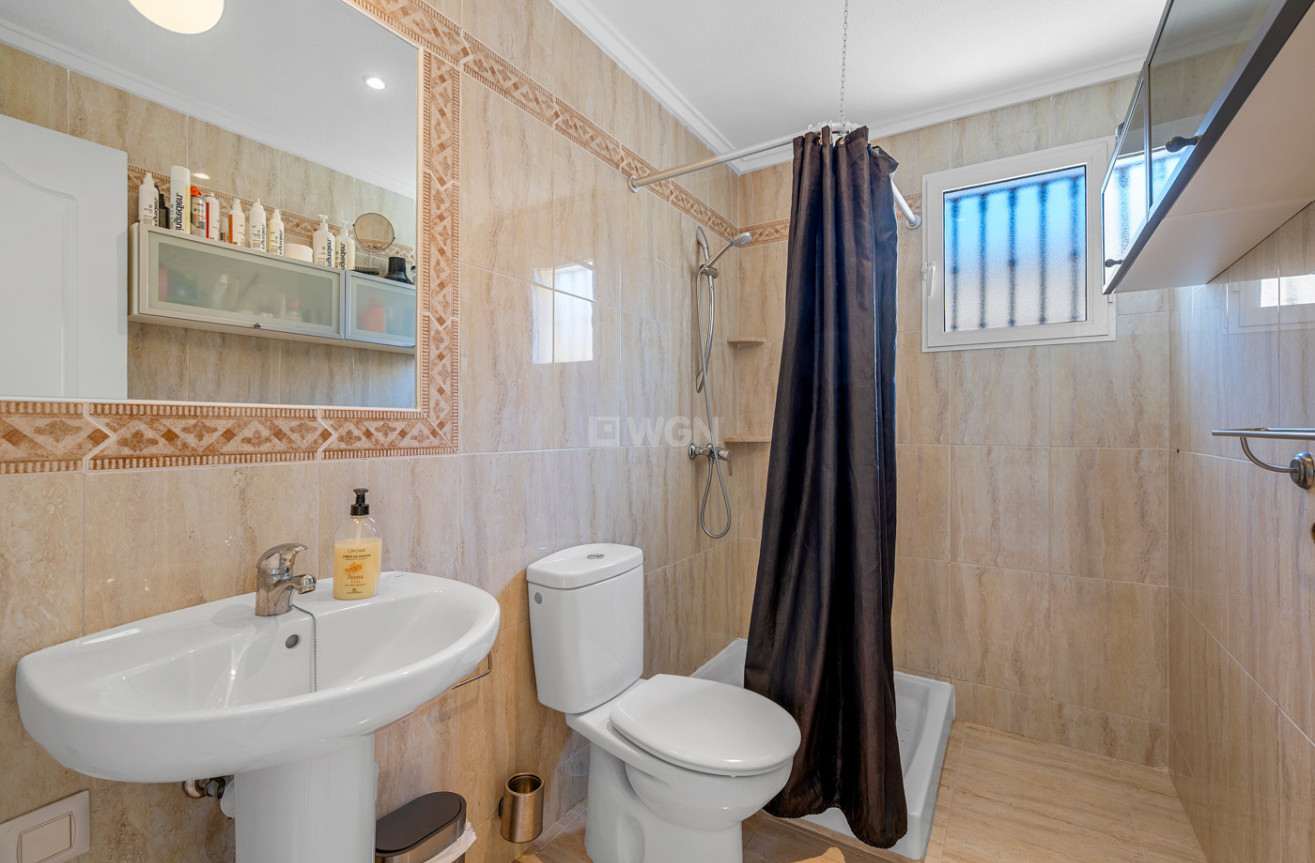 Odsprzedaż - Mieszkanie w bloku - Villamartin - Costa Blanca