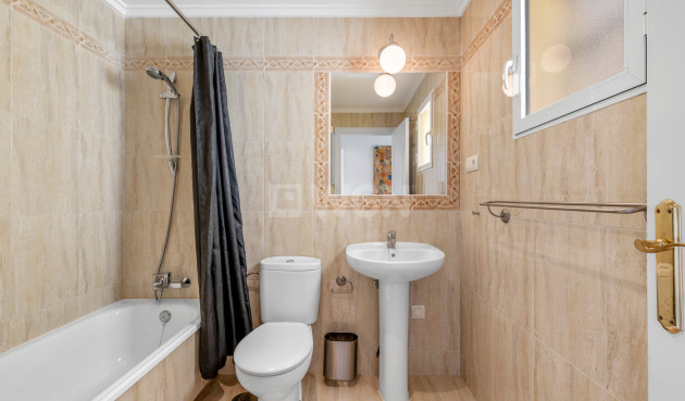 Odsprzedaż - Mieszkanie w bloku - Villamartin - Costa Blanca