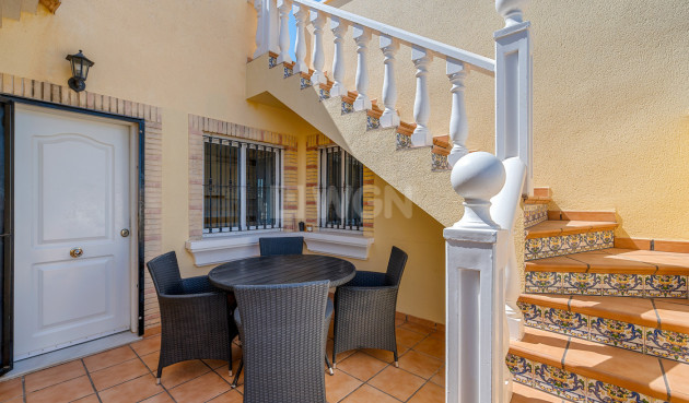 Odsprzedaż - Mieszkanie w bloku - Villamartin - Costa Blanca