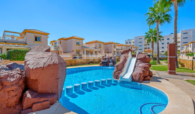 Odsprzedaż - Mieszkanie w bloku - Villamartin - Costa Blanca