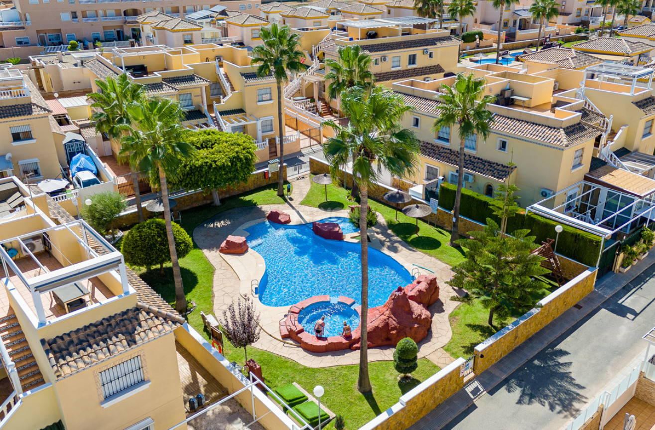 Odsprzedaż - Mieszkanie w bloku - Villamartin - Costa Blanca