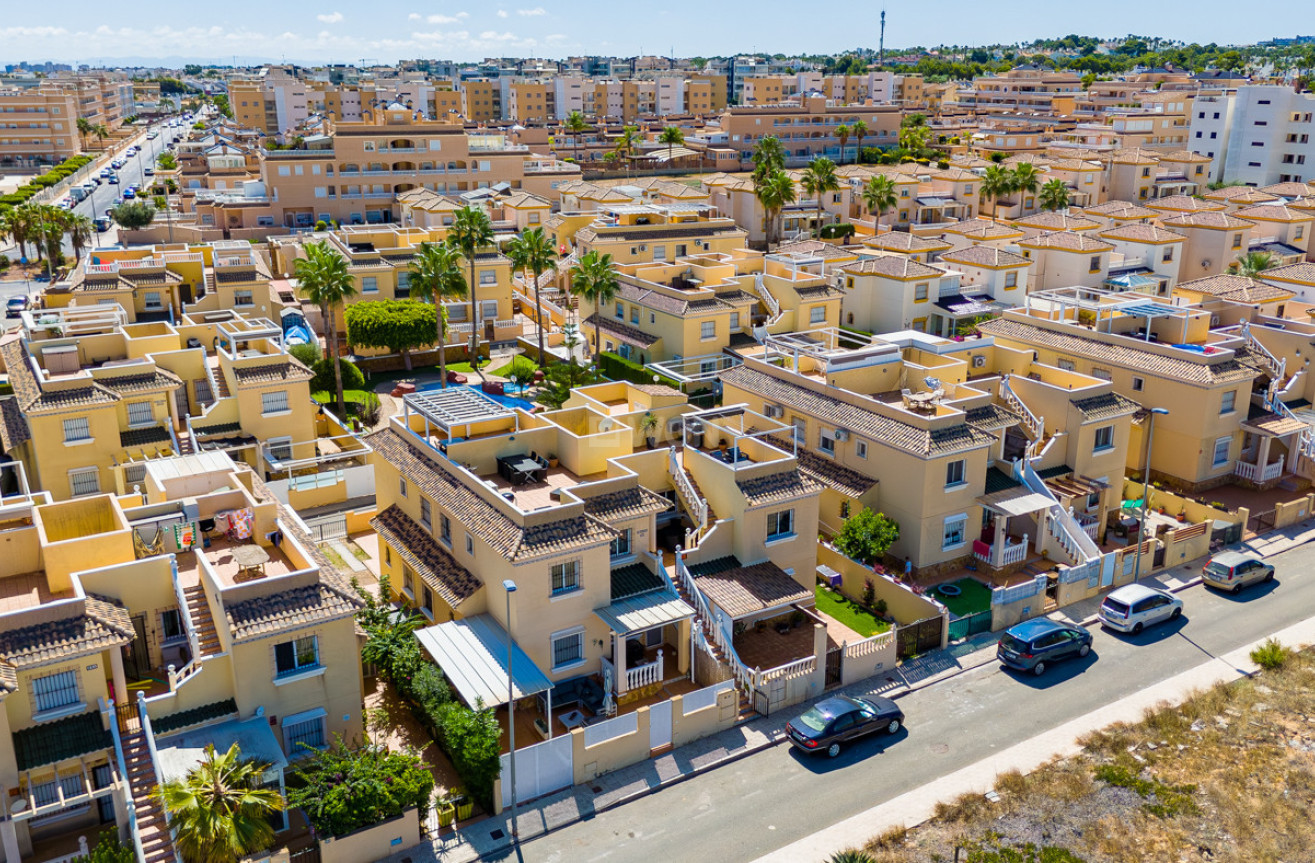 Odsprzedaż - Mieszkanie w bloku - Villamartin - Costa Blanca