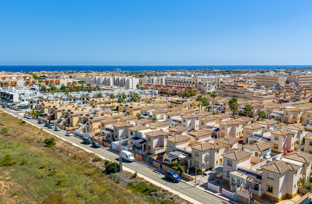 Odsprzedaż - Mieszkanie w bloku - Villamartin - Costa Blanca