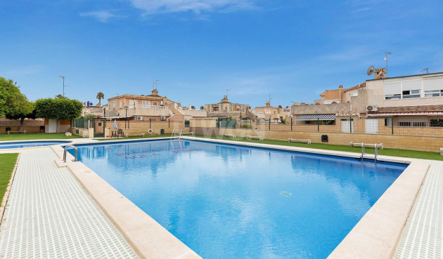 Odsprzedaż - Bungalow - Torrevieja - Carrefour