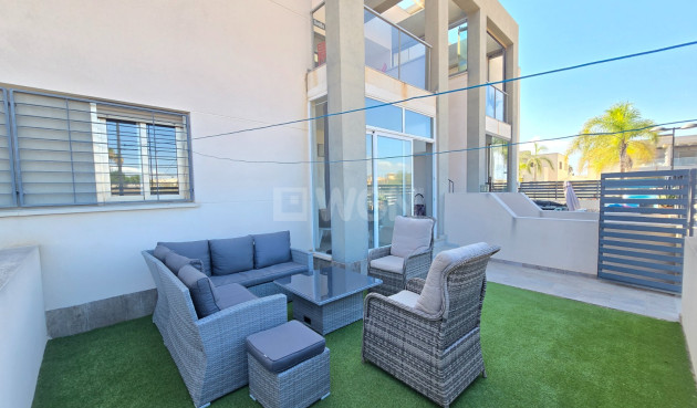 Odsprzedaż - Mieszkanie w bloku - Torrevieja - Costa Blanca