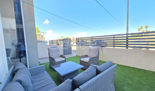 Odsprzedaż - Mieszkanie w bloku - Torrevieja - Costa Blanca