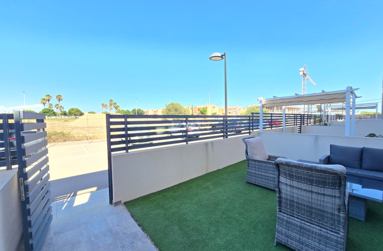 Odsprzedaż - Mieszkanie w bloku - Torrevieja - Costa Blanca