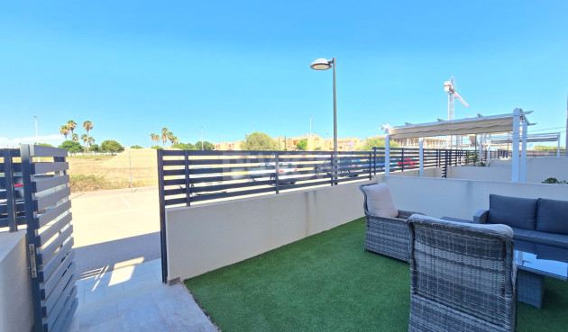 Odsprzedaż - Mieszkanie w bloku - Torrevieja - Costa Blanca