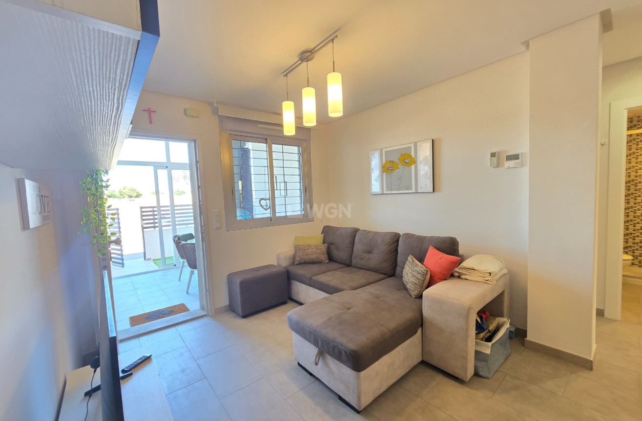 Odsprzedaż - Mieszkanie w bloku - Torrevieja - Costa Blanca