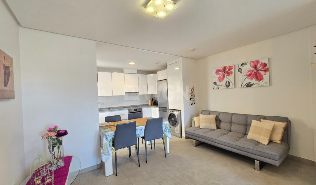 Odsprzedaż - Mieszkanie w bloku - Torrevieja - Costa Blanca