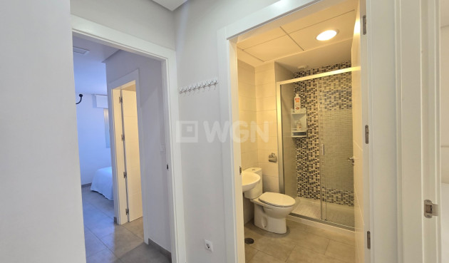 Odsprzedaż - Mieszkanie w bloku - Torrevieja - Costa Blanca