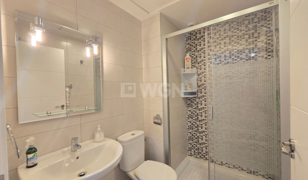 Odsprzedaż - Mieszkanie w bloku - Torrevieja - Costa Blanca