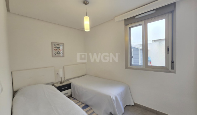 Odsprzedaż - Mieszkanie w bloku - Torrevieja - Costa Blanca