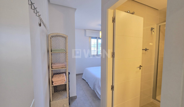 Odsprzedaż - Mieszkanie w bloku - Torrevieja - Costa Blanca