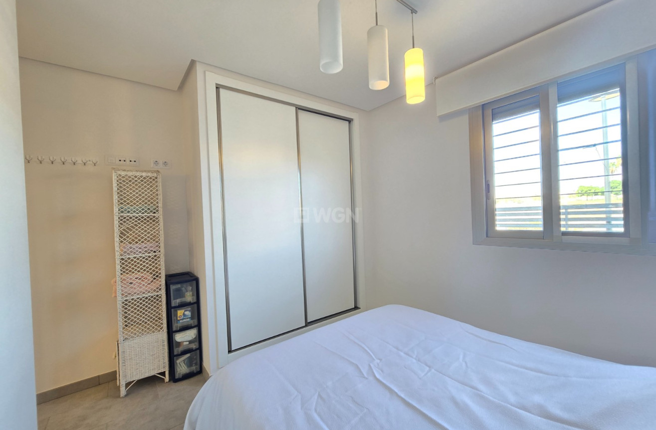 Odsprzedaż - Mieszkanie w bloku - Torrevieja - Costa Blanca