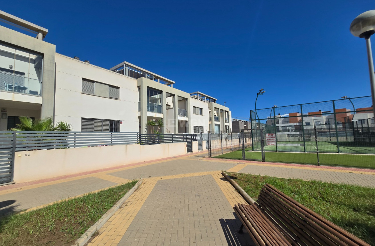 Odsprzedaż - Mieszkanie w bloku - Torrevieja - Costa Blanca