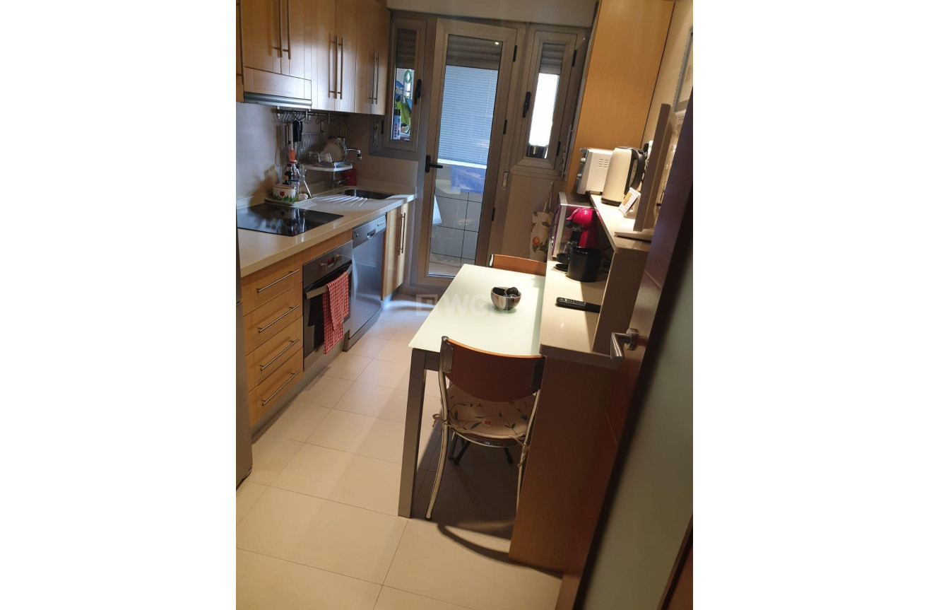 Wiederverkauf - Wohnung - Torrevieja - Las Piscinas Naturales