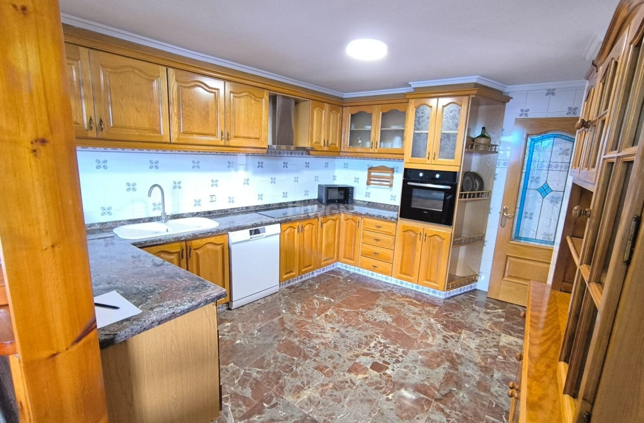 Resale - Townhouse - Sax - Inland