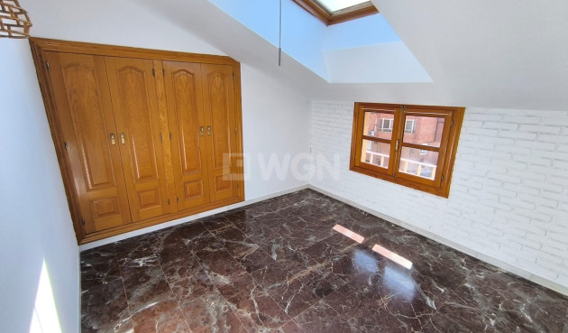 Resale - Townhouse - Sax - Inland