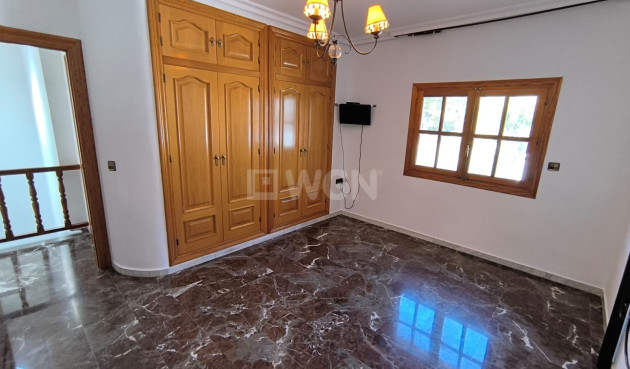 Resale - Townhouse - Sax - Inland