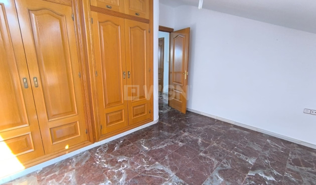 Resale - Townhouse - Sax - Inland