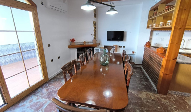 Resale - Townhouse - Sax - Inland