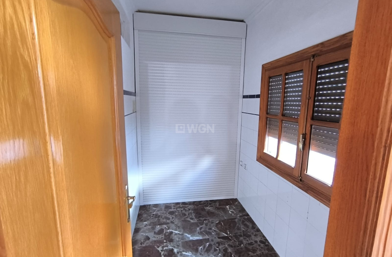 Resale - Townhouse - Sax - Inland