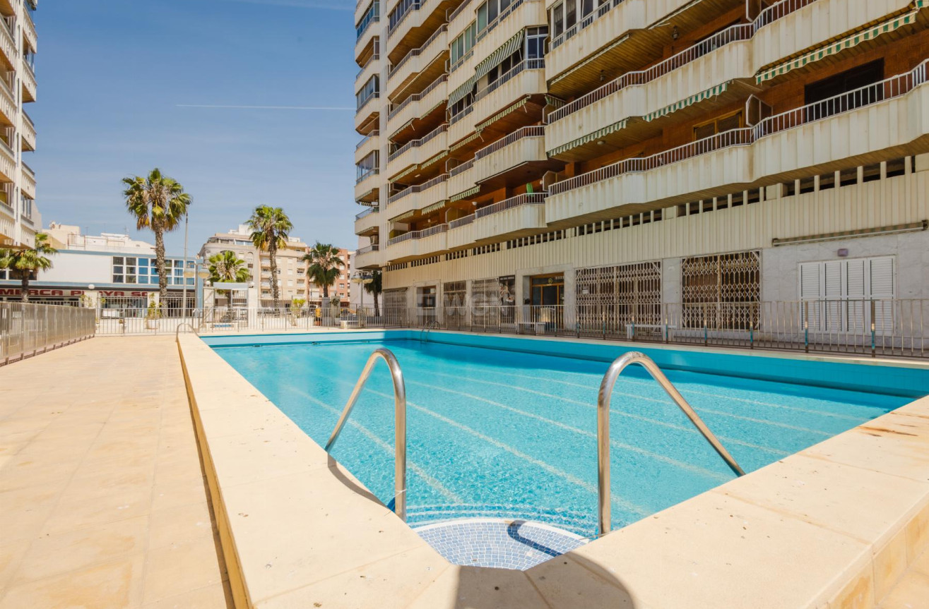 Resale - Apartment / flat - Torrevieja - Costa Blanca