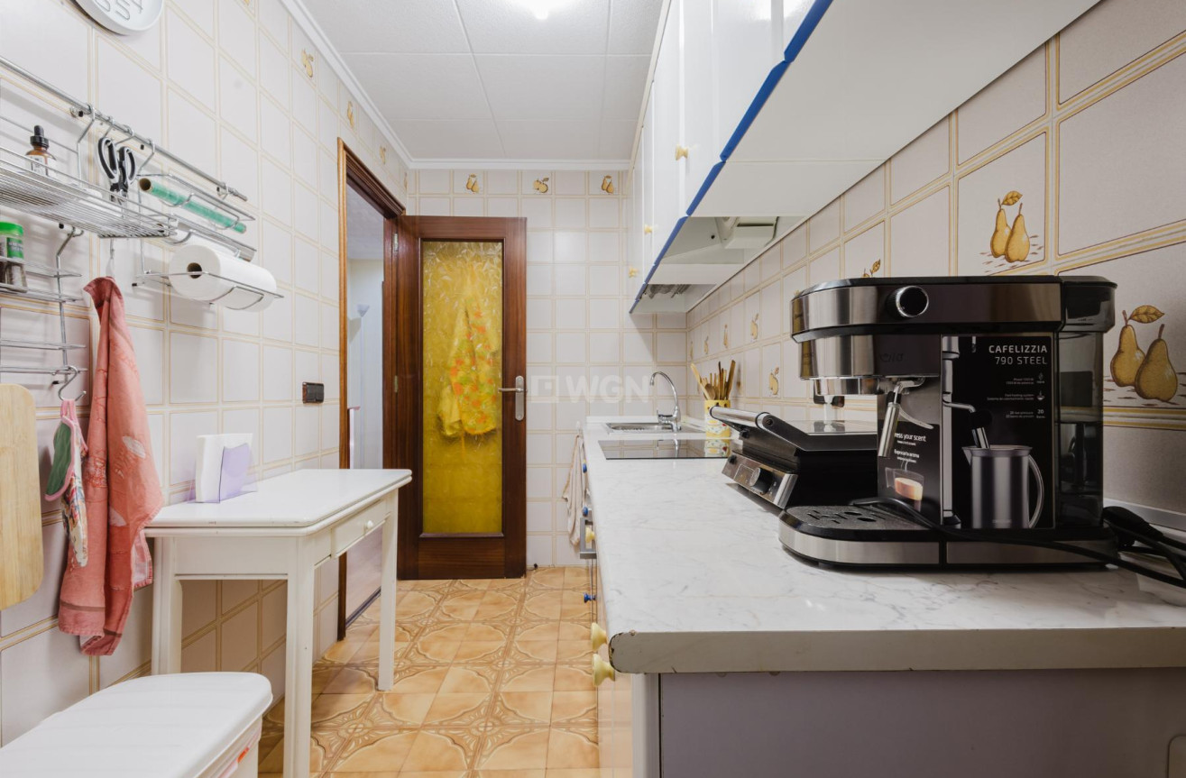 Resale - Apartment / flat - Torrevieja - Costa Blanca