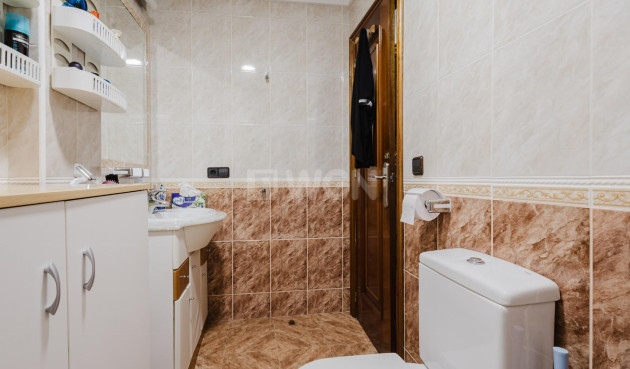 Resale - Apartment / flat - Torrevieja - Costa Blanca