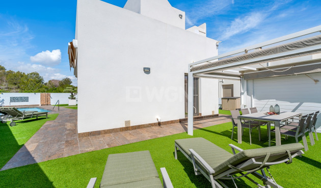 Resale - Villa - Orihuela Costa - Costa Blanca