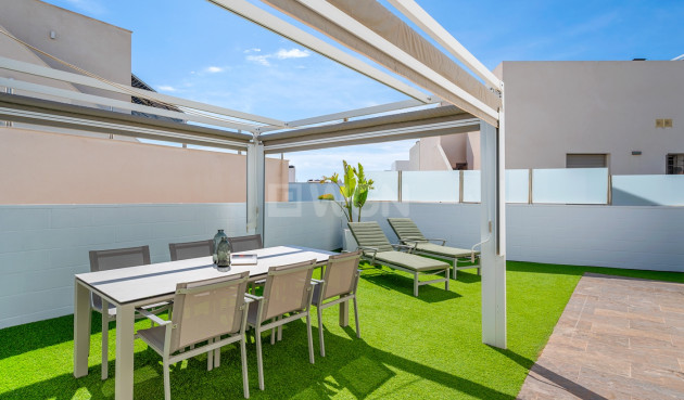 Resale - Villa - Orihuela Costa - Costa Blanca