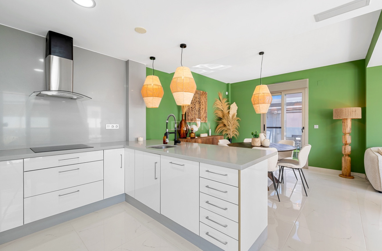 Resale - Villa - Orihuela Costa - Costa Blanca