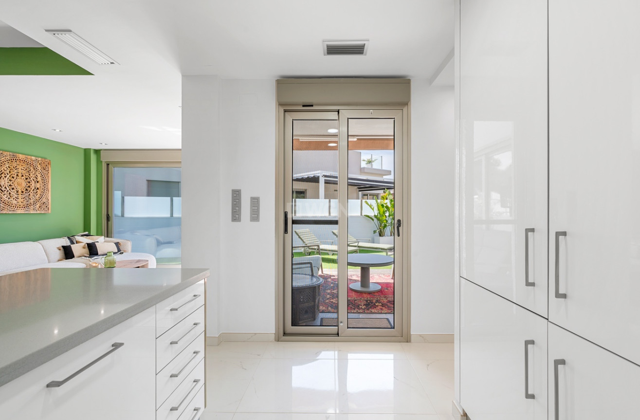 Resale - Villa - Orihuela Costa - Costa Blanca