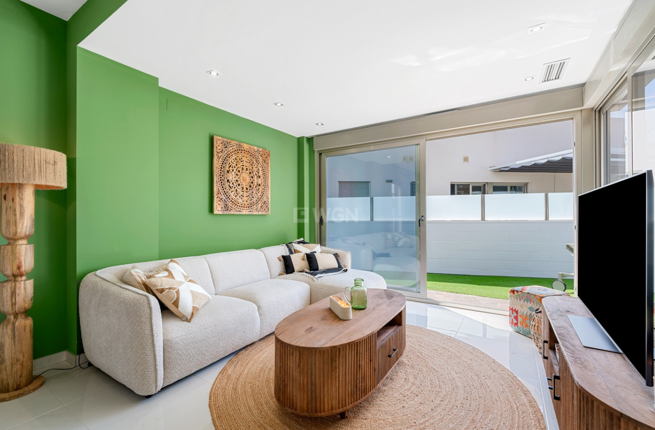 Resale - Villa - Orihuela Costa - Costa Blanca