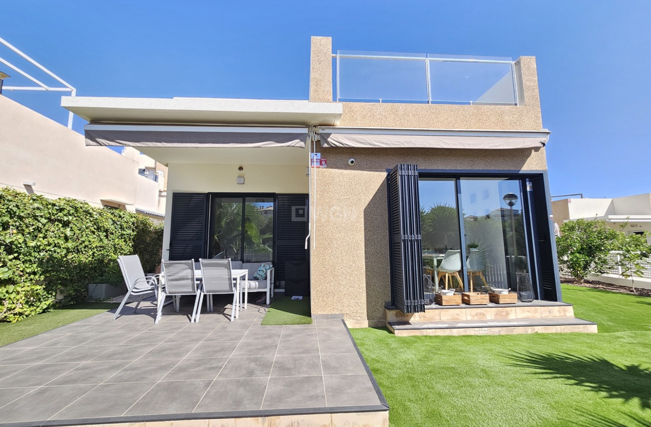 Wiederverkauf - Villa - La Zenia - Costa Blanca