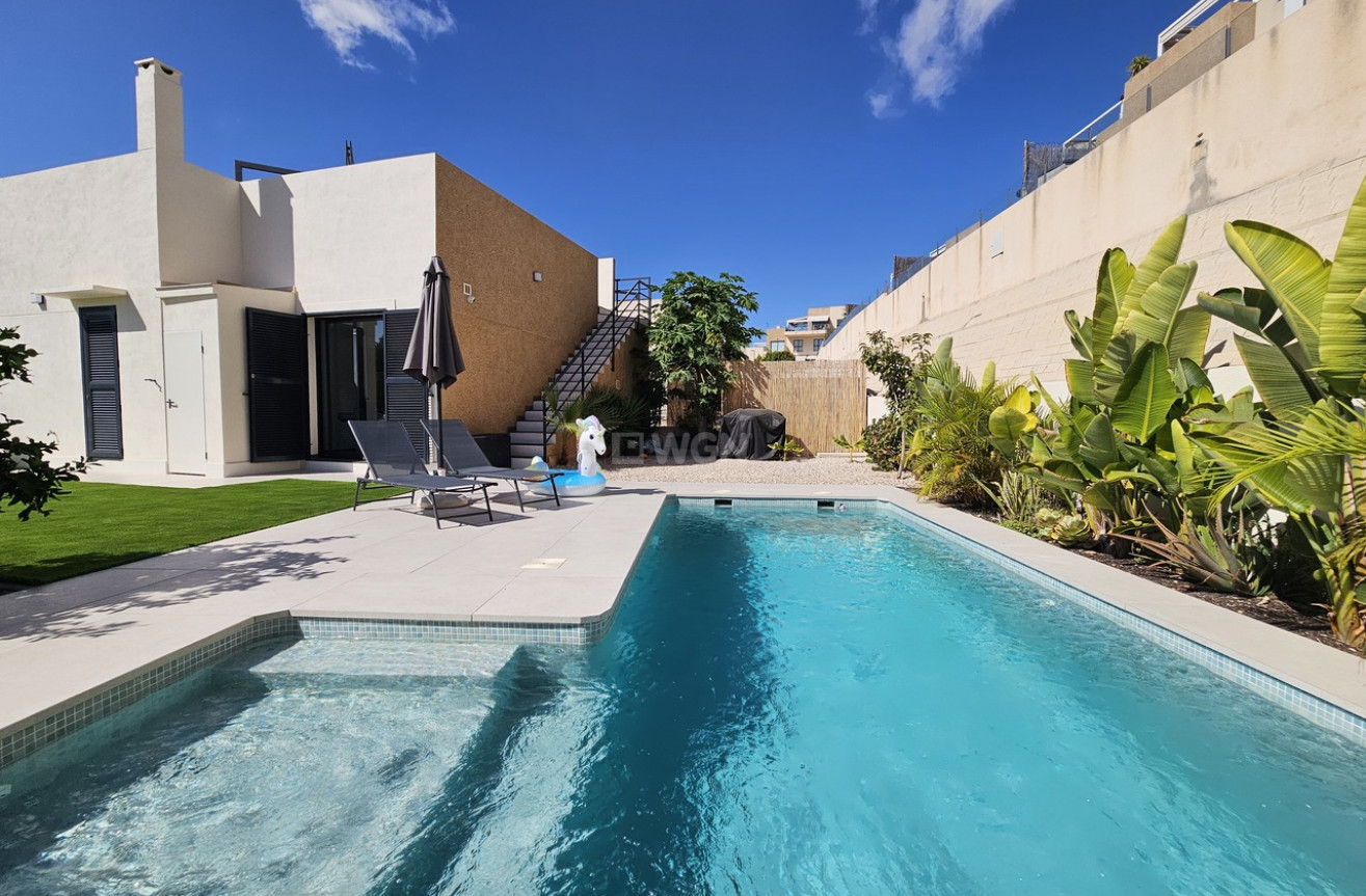 Wiederverkauf - Villa - La Zenia - Costa Blanca