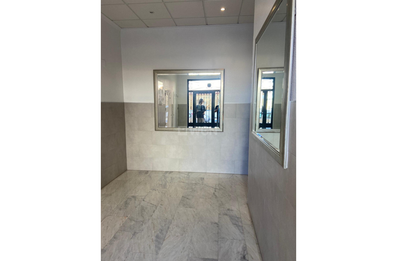 Wiederverkauf - Wohnung - Torrevieja - Costa Blanca