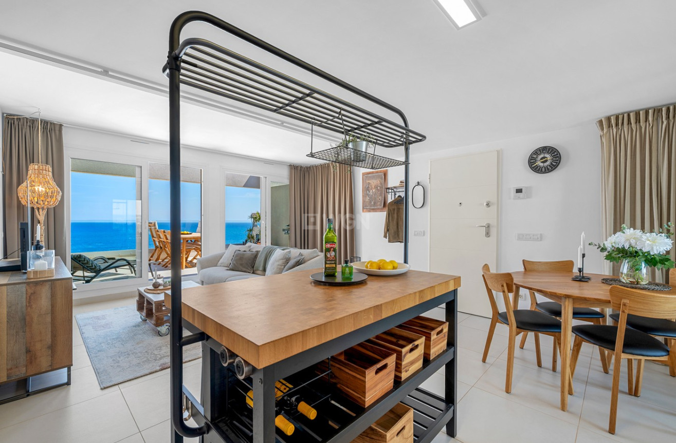 Resale - Apartment / flat - Torrevieja - Costa Blanca