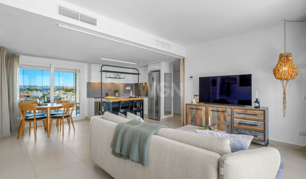 Resale - Apartment / flat - Torrevieja - Costa Blanca