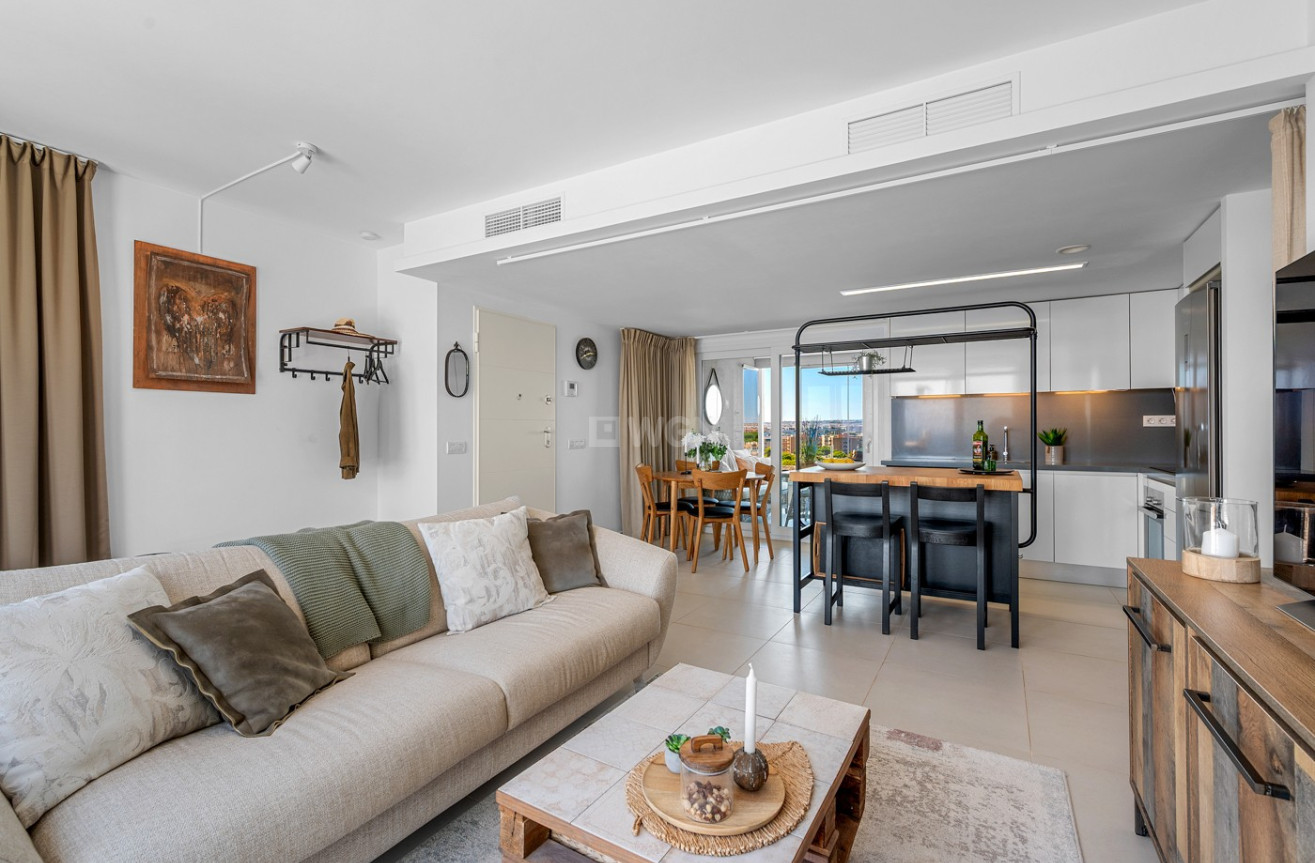 Resale - Apartment / flat - Torrevieja - Costa Blanca