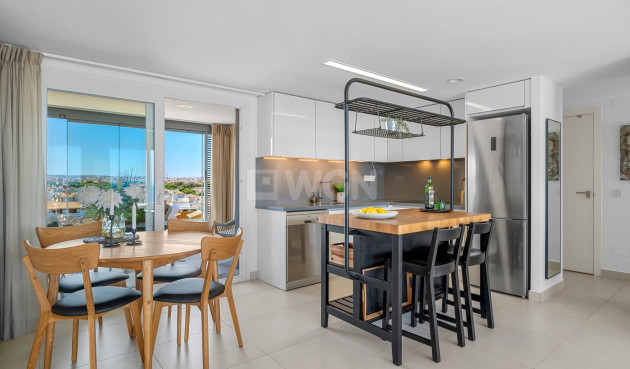 Resale - Apartment / flat - Torrevieja - Costa Blanca