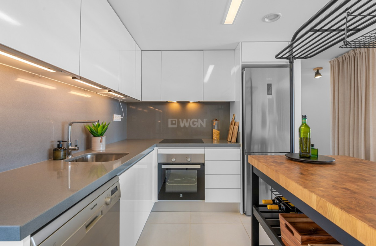 Resale - Apartment / flat - Torrevieja - Costa Blanca