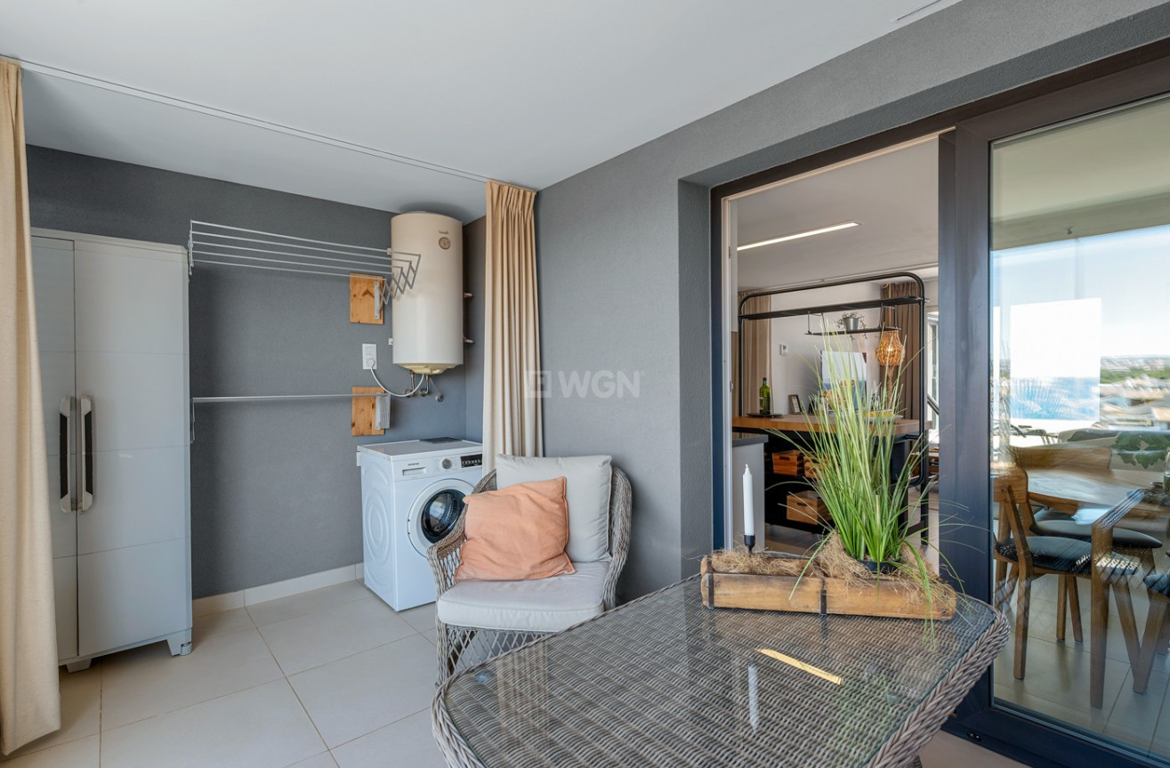 Resale - Apartment / flat - Torrevieja - Costa Blanca