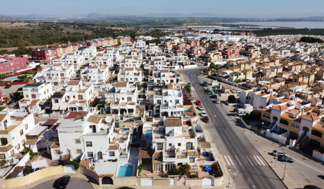 Odsprzedaż - Villa - Torrevieja - Los Balcones